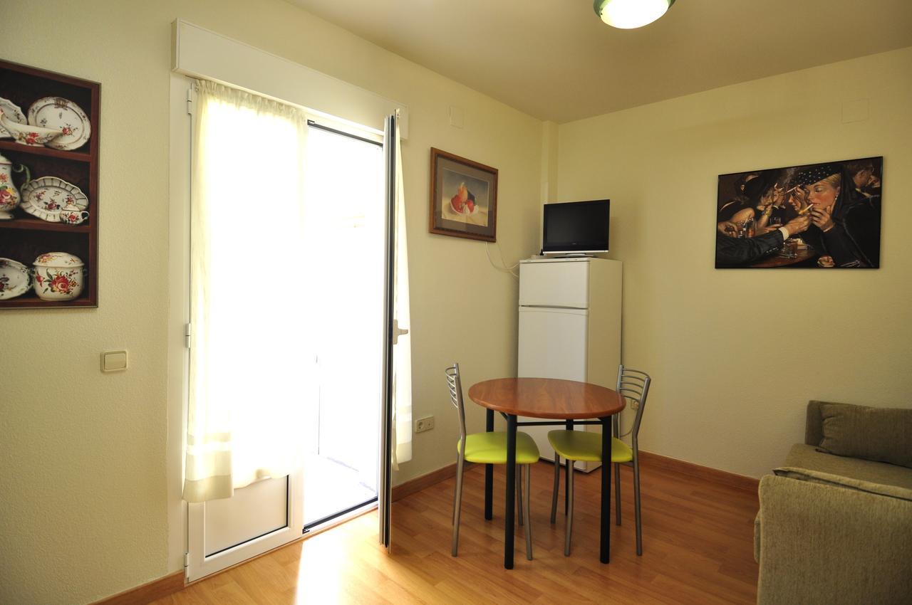 Hotel Apartamentos Aralso Sotillo Ла-Ластрілья Екстер'єр фото